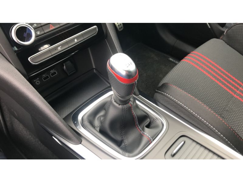 Renault Megane 1.3 TCE R.S.Line 5dr