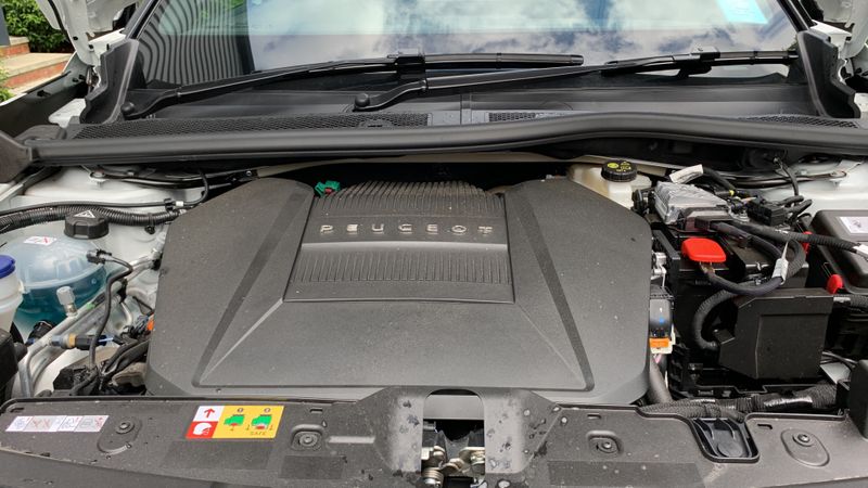 Peugeot 2008 100kW GT Premium 50kWh 5dr Auto