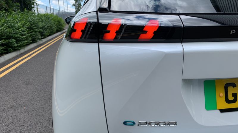Peugeot 2008 100kW GT Premium 50kWh 5dr Auto