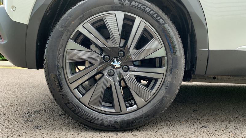 Peugeot 2008 100kW GT Premium 50kWh 5dr Auto