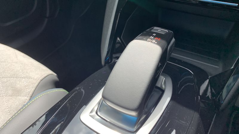 Peugeot 2008 100kW GT Premium 50kWh 5dr Auto