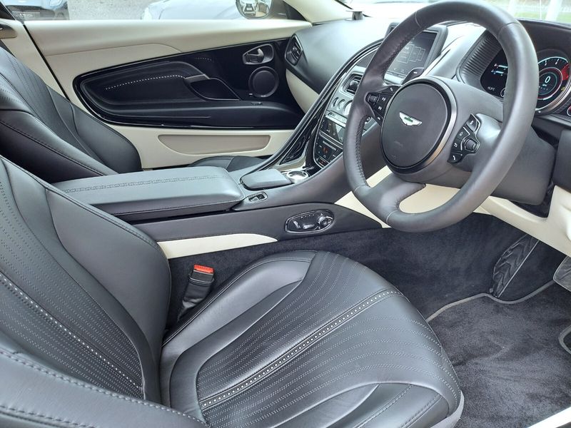 Aston Martin DB11 V8 2dr Touchtronic Auto