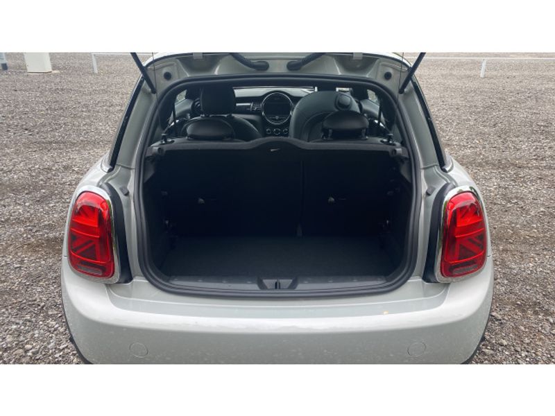 MINI Hatchback 135kW Cooper S Level 3 33kWh 3dr Auto