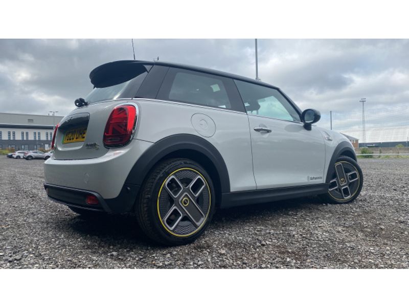 MINI Hatchback 135kW Cooper S Level 3 33kWh 3dr Auto