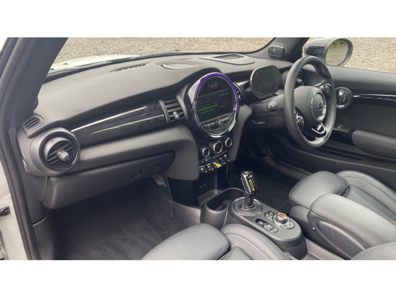 MINI Hatchback 135kW Cooper S Level 3 33kWh 3dr Auto