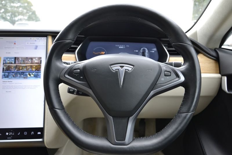 Tesla Model S 449kW 100kWh Dual Motor 5dr Auto