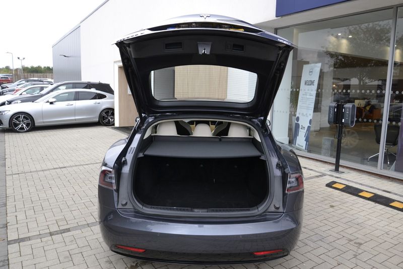 Tesla Model S 449kW 100kWh Dual Motor 5dr Auto
