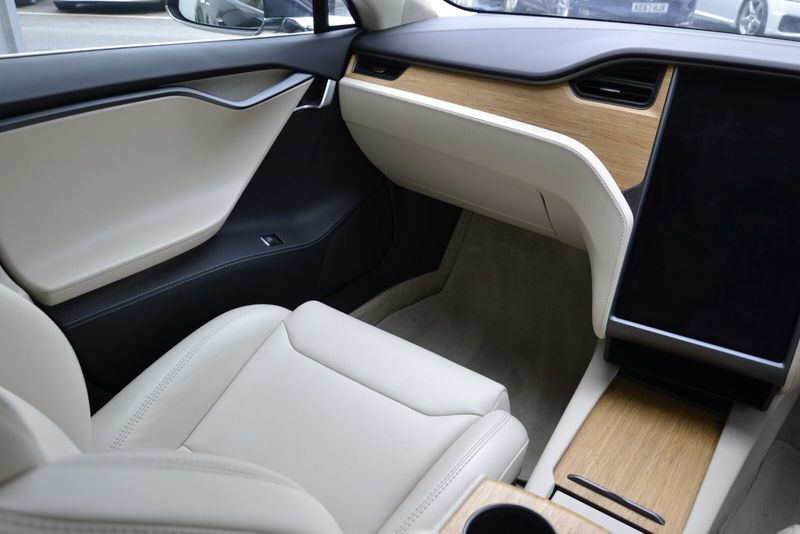 Tesla Model S 449kW 100kWh Dual Motor 5dr Auto