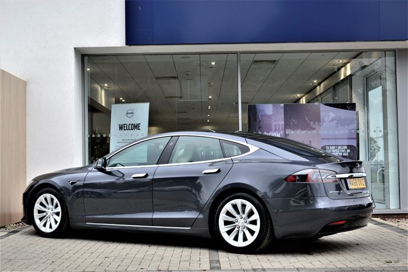 Tesla Model S 449kW 100kWh Dual Motor 5dr Auto