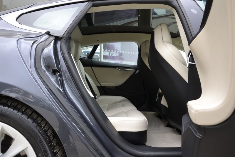 Tesla Model S 449kW 100kWh Dual Motor 5dr Auto