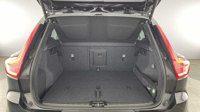 Volvo XC40 2.0 D3 R DESIGN Pro 5dr Geartronic