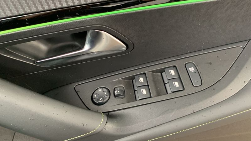 Peugeot 2008 100kW GT 50kWh 5dr Auto