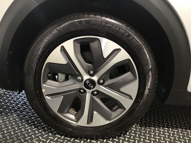 Kia E Niro 150kW 4 64kWh 5dr Auto