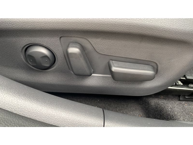 Hyundai IONIQ 100kW Premium SE 38kWh 5dr Auto
