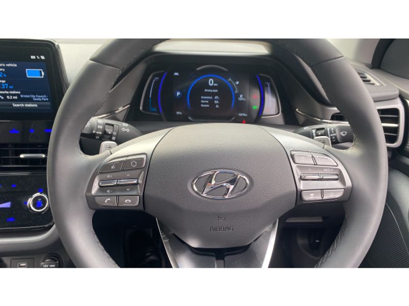 Hyundai IONIQ 100kW Premium SE 38kWh 5dr Auto
