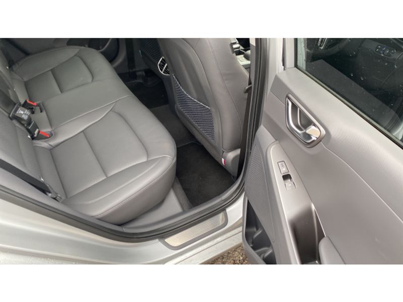 Hyundai IONIQ 100kW Premium SE 38kWh 5dr Auto