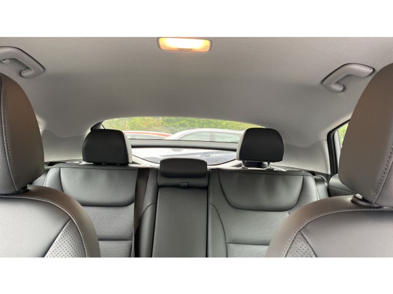 Hyundai IONIQ 100kW Premium SE 38kWh 5dr Auto