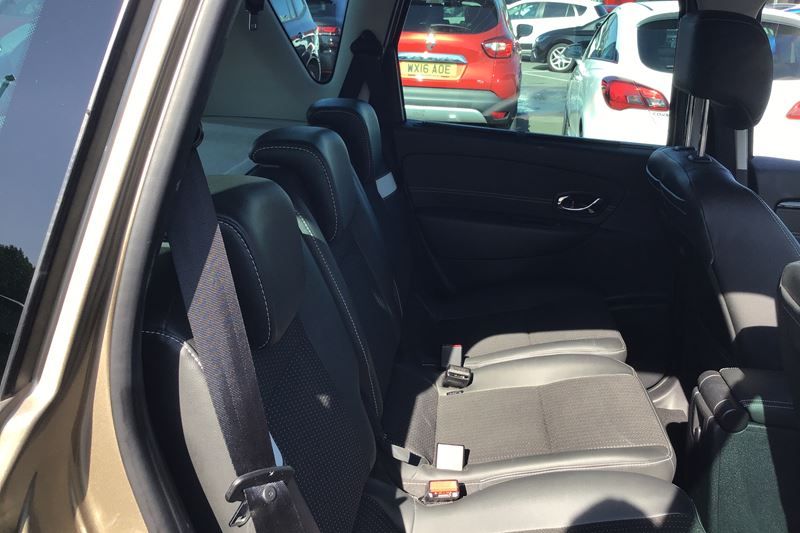 Renault Scenic 1.2 TCE Dynamique Nav 5dr