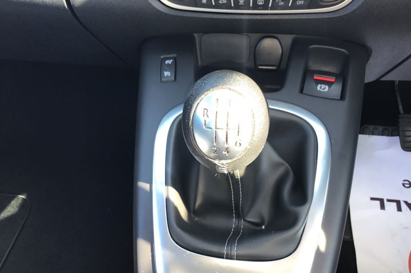 Renault Scenic 1.2 TCE Dynamique Nav 5dr