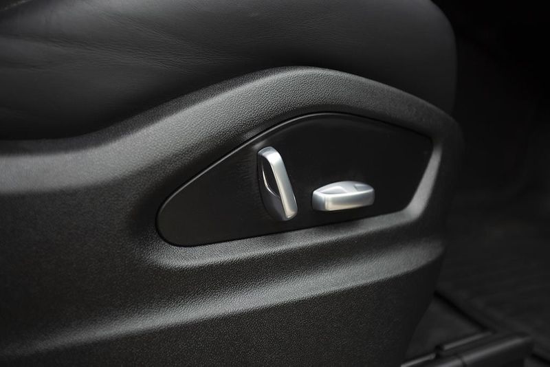 Porsche Cayenne E-Hybrid 5dr Tiptronic S