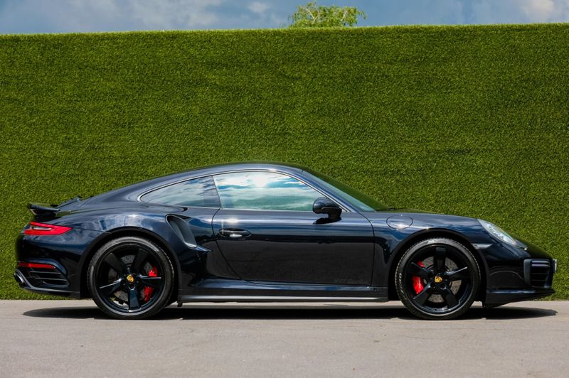 Porsche 911 2dr PDK