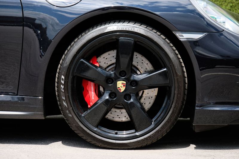 Porsche 911 2dr PDK