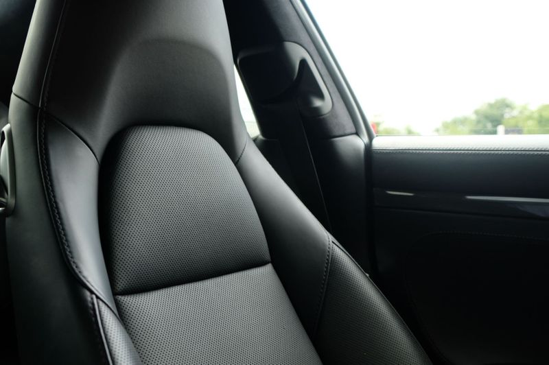 Porsche 911 2dr PDK