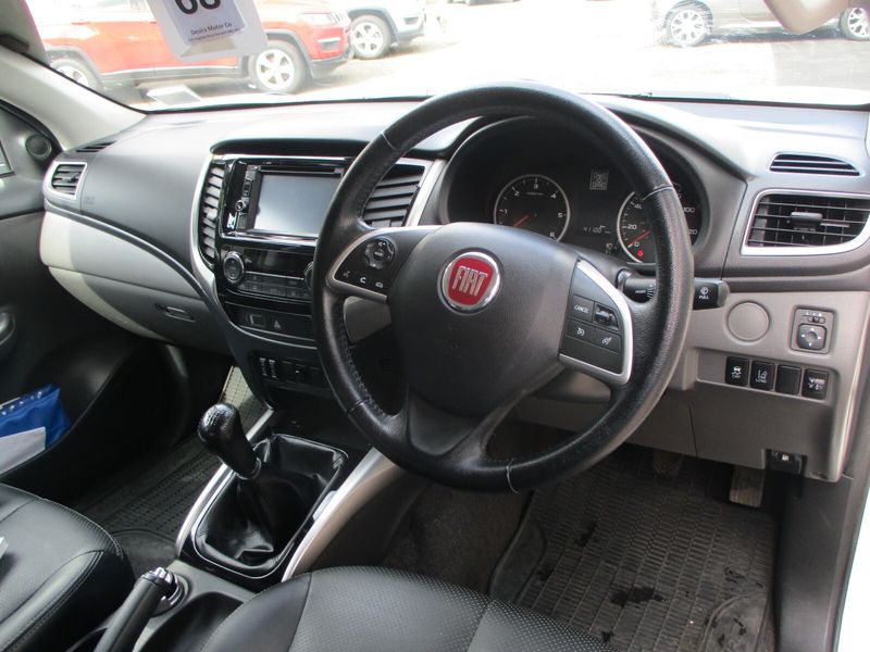 Fiat Fullback 2.4 180hp LX Double Cab Pick Up