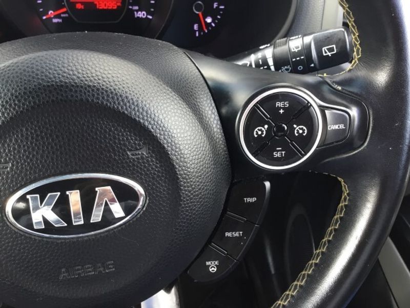 Kia Soul 1.6 GDi Connect Plus 5dr