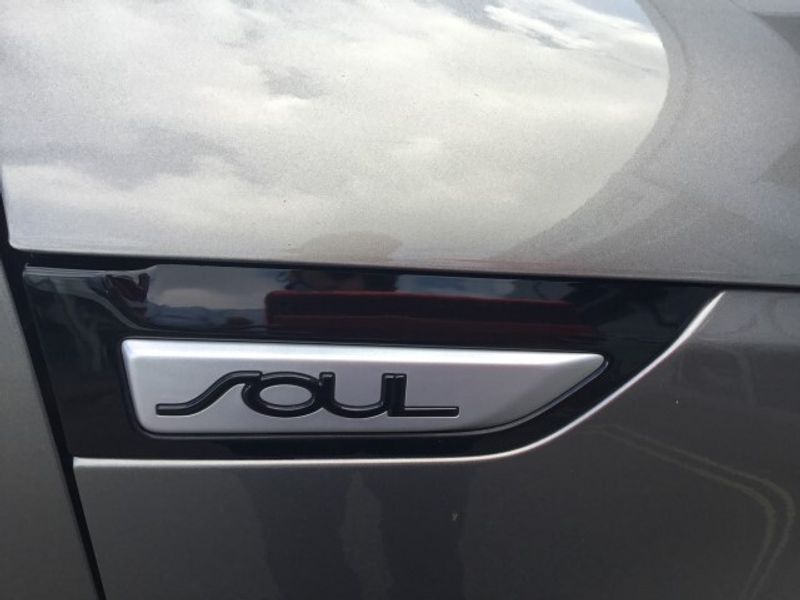 Kia Soul 1.6 GDi Connect Plus 5dr