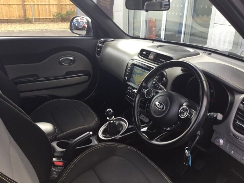 Kia Soul 1.6 GDi Connect Plus 5dr