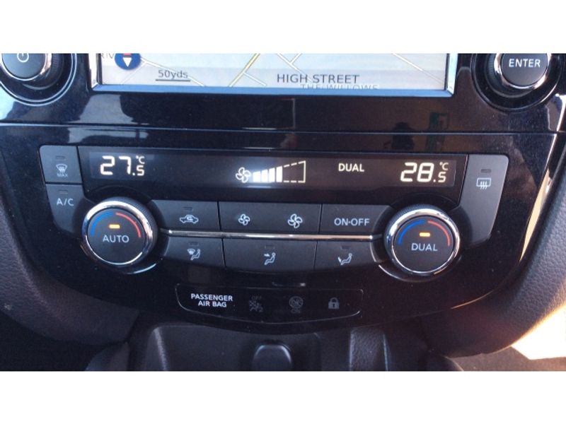 Nissan Qashqai 1.2 DiG-T Acenta 5dr