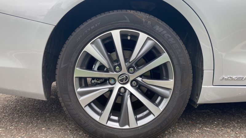 Lexus ES 300h 2.5 4dr CVT
