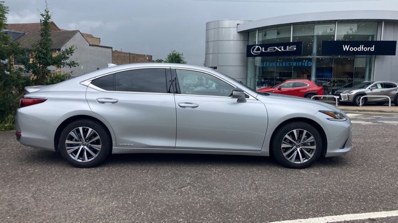 Lexus ES 300h 2.5 4dr CVT