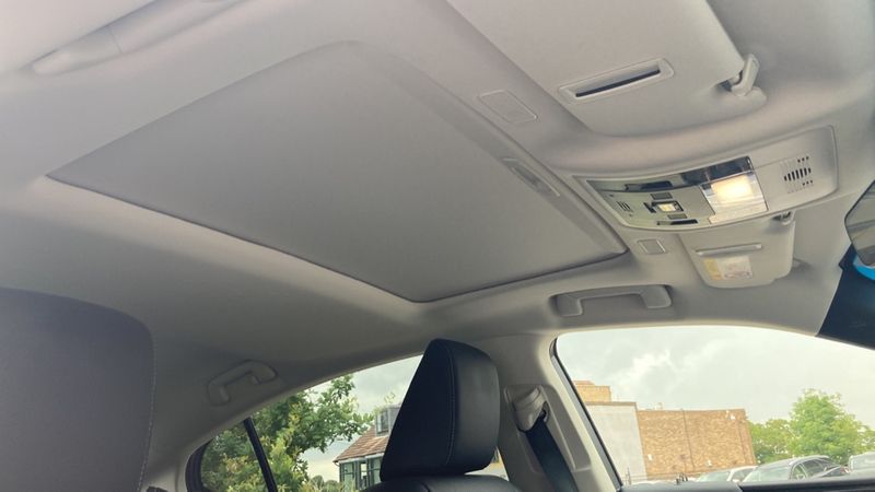 Lexus ES 300h 2.5 4dr CVT