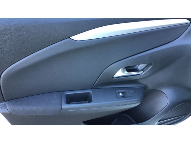 Vauxhall Corsa 1.2 SE Nav 5dr