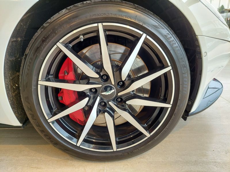 Aston Martin DB11 V12 2dr Touchtronic Auto