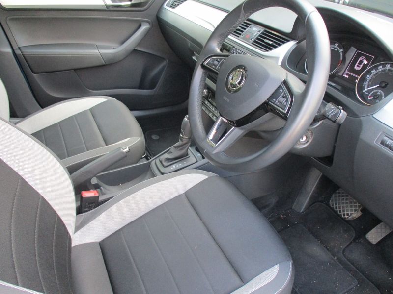 Skoda Rapid Spaceback 1.0 TSI 110 SE Tech 5dr DSG