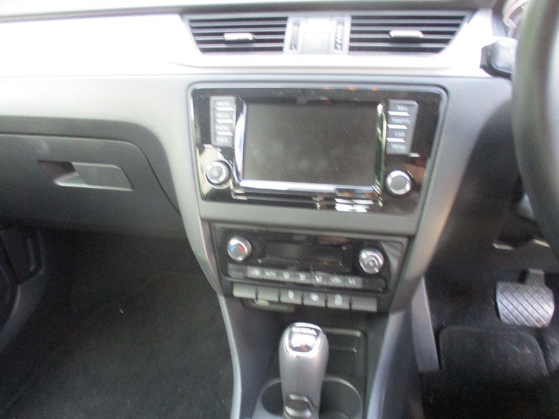 Skoda Rapid Spaceback 1.0 TSI 110 SE Tech 5dr DSG