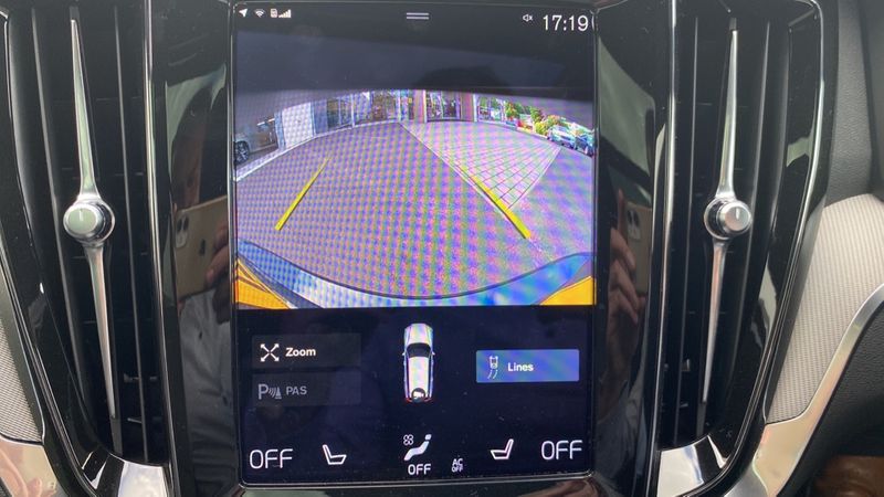 Volvo V60 2.0 B4D R DESIGN 5dr Auto