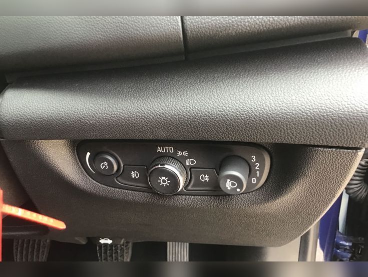 Vauxhall Insignia cars for sale heycar