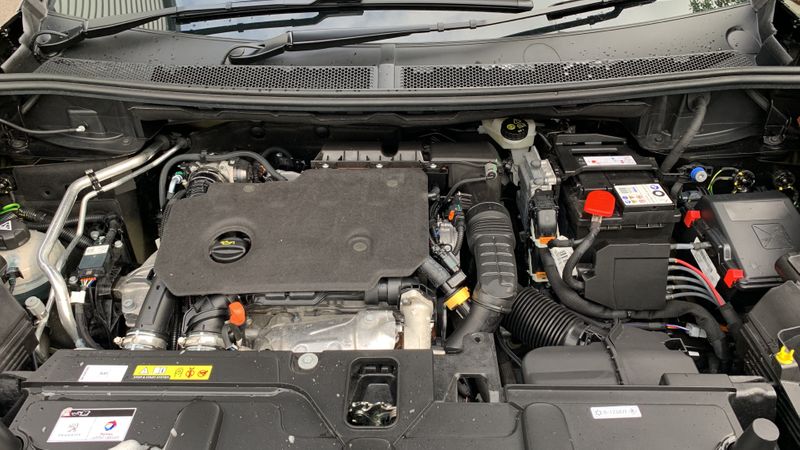 Peugeot 3008 1.5 BlueHDi GT 5dr