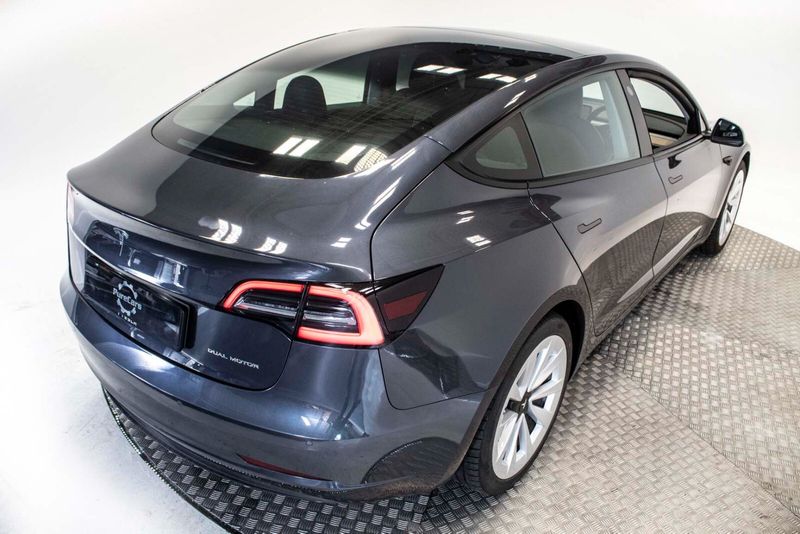 Tesla Model 3 Long Range AWD 4dr Auto