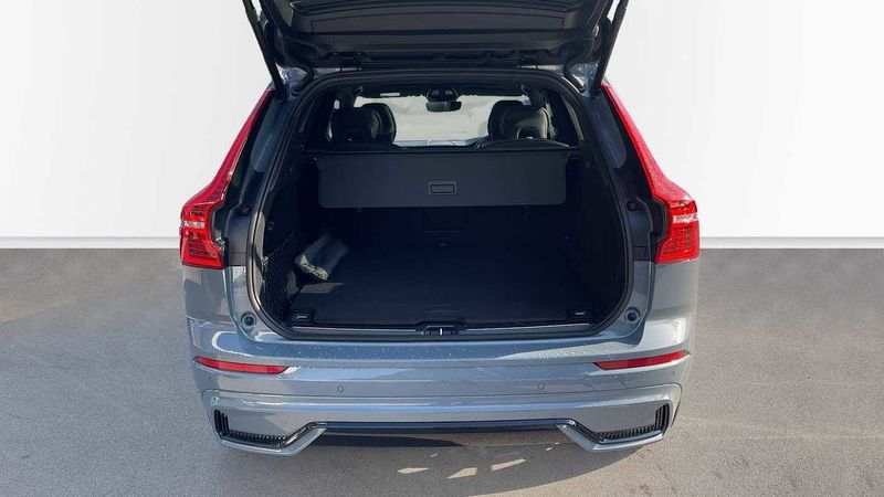 Volvo XC60 2.0 T6 Recharge PHEV R DESIGN 5dr AWD Auto