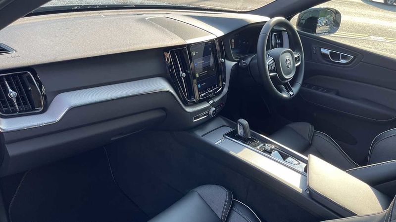 Volvo XC60 2.0 T6 Recharge PHEV R DESIGN 5dr AWD Auto