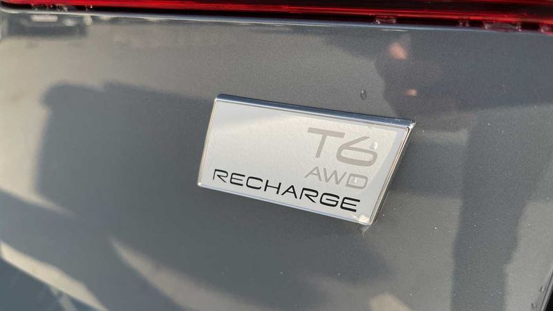 Volvo XC60 2.0 T6 Recharge PHEV R DESIGN 5dr AWD Auto