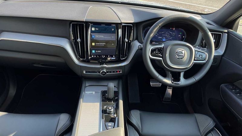 Volvo XC60 2.0 T6 Recharge PHEV R DESIGN 5dr AWD Auto