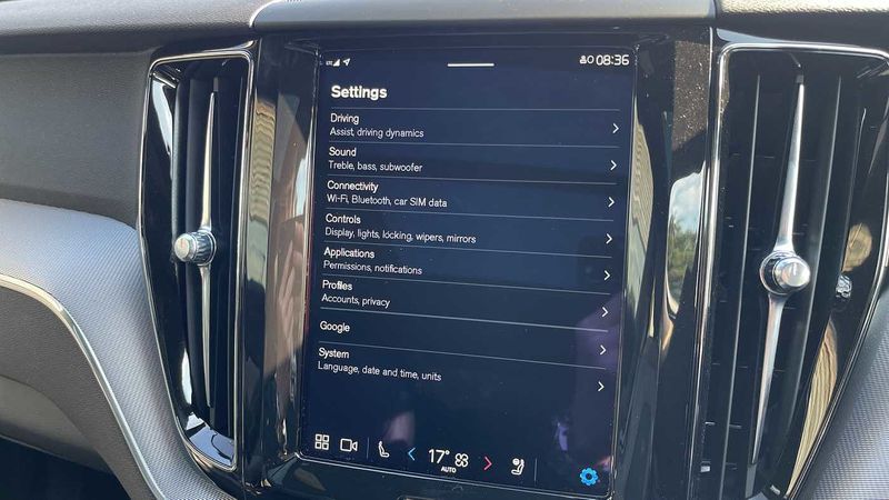 Volvo XC60 2.0 T6 Recharge PHEV R DESIGN 5dr AWD Auto
