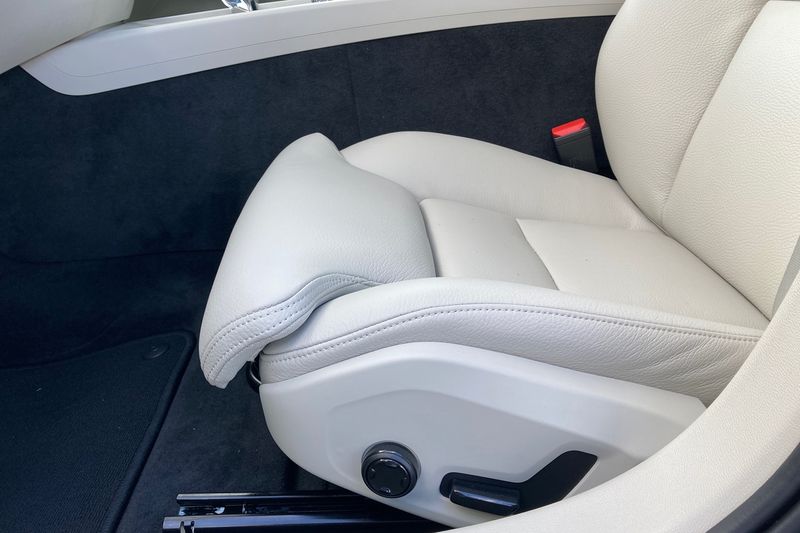 Volvo V60 2.0 B4P Inscription 5dr Auto
