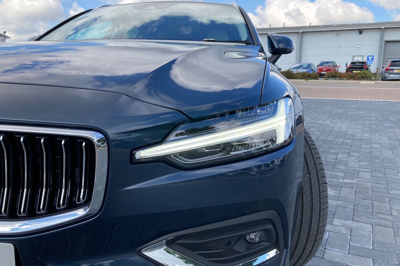Volvo V60 2.0 B4P Inscription 5dr Auto